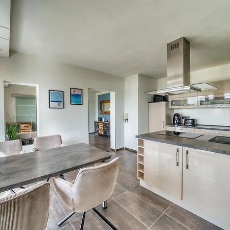 Haus Panorama, App 4pa03 - Stilvoller Rückzugsort Am Binnen Apartment Heiligenhafen